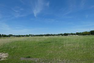 3070 Prairie Cir, Slayton, MN 56172 - Photo 1