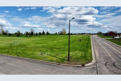 1071 Eastbay Ave, Balaton, MN 56115 - Photo 13