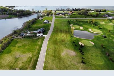 1021 Eastbay Avenue, Balaton, MN 56115 - Photo 13