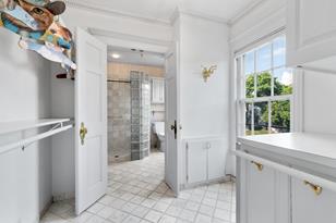 1900 Irving Ave S - Photo 19