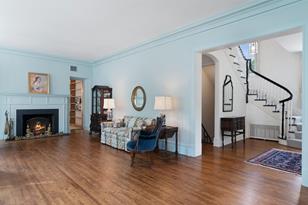 1900 Irving Ave S - Photo 5