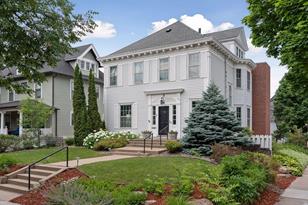 1900 Irving Ave S - Photo 33