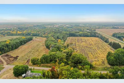 8204 325th Avenue NW, Princeton, MN 55371 - Photo 1