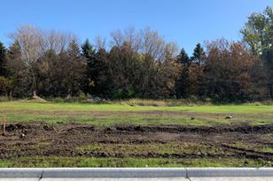 2189 NE Maple Leaf Ln, Owatonna, MN 55060 - Photo 1