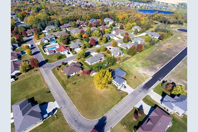 2189 NE Maple Leaf Lane, Owatonna, MN 55060 - Photo 9