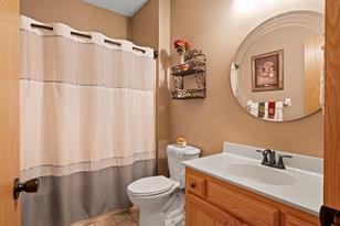 1086 Beaver Creek Pkwy - Photo 17