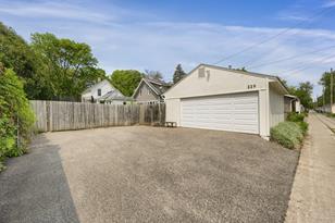 229 9th Ave N - Photo 25