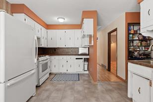 11212 W River Rd - Photo 13