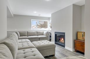 240 Iris St - Photo 7