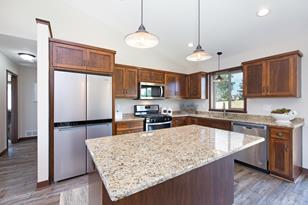 8885 Parkview Cir - Photo 7