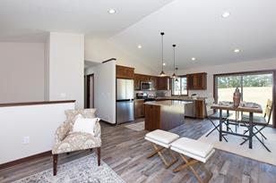 8885 Parkview Cir - Photo 19