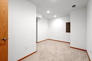 2786 Simons Dr - Photo 25