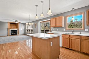 2786 Simons Dr - Photo 3