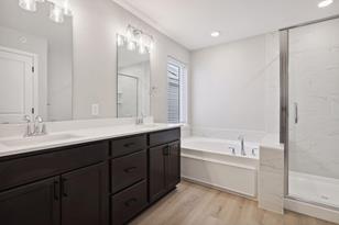 3121 Rum River Wy - Photo 9