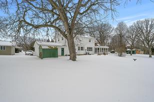 1237 6th Ave W - Photo 3