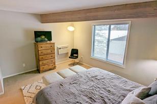 1643 Dunlap St N - Photo 3
