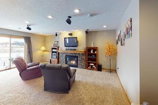 909 Wyatt Cir - Photo 13