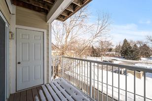 5650 Boone Ave N - Photo 11