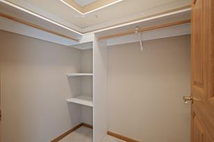 5650 Boone Ave N - Photo 9