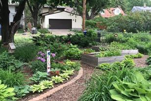 560 Otis Avenue - Photo 33