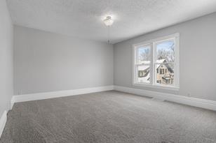 509 E 4th Street SW - Photo 7