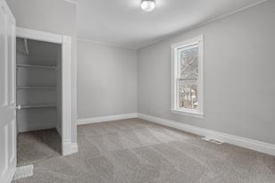 509 E 4th Street SW - Photo 13