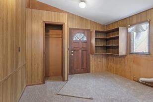 509 E 4th Street SW - Photo 3