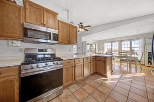 4038 Wells Lake Way - Photo 13