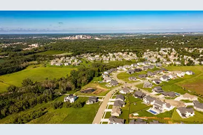 1663 Shannon Oaks Boulevard NE, Rochester, MN 55906 - Photo 7