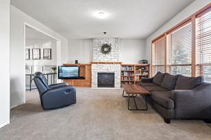 839 Forest Edge Dr - Photo 3