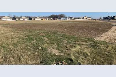 725 Escalade Lane SE, Owatonna, MN 55060 - Photo 1