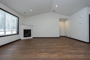 1421 Park St - Photo 3