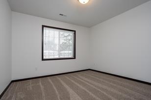 1427 N Park St - Photo 11