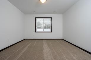 1429 N Park St - Photo 7