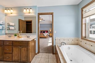 9425 Longridge Ct - Photo 15