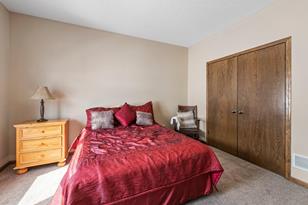 9425 Longridge Ct - Photo 9