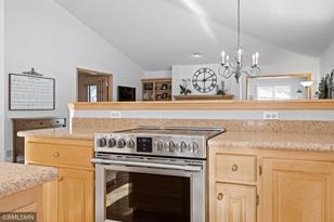 2599 Parkview Dr - Photo 15