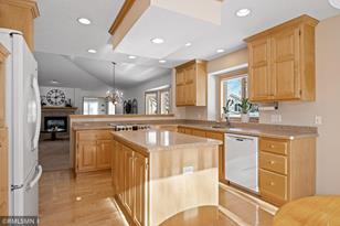 2599 Parkview Dr - Photo 11