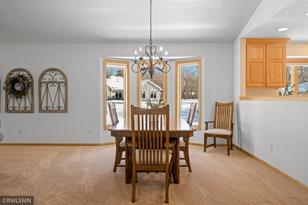 2599 Parkview Dr - Photo 7