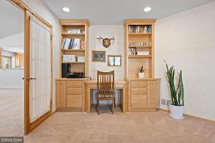 2599 Parkview Dr - Photo 25