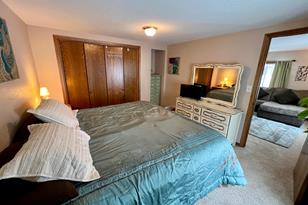 369 Genessee Ave - Photo 17