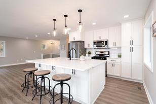 16000 Eagle Creek Ave SE - Photo 5