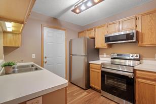 11411 Elmwood Ave N - Photo 3