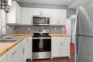 196 S 1st St - Photo 9