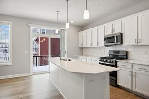 7580 38th St N - Photo 3