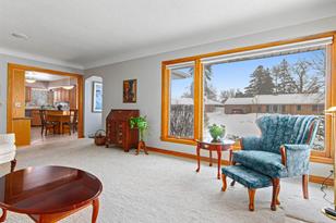 1141 Sandhurst Dr W - Photo 5