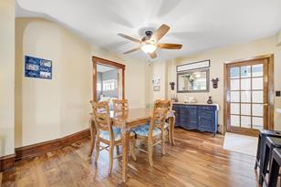 108 E Chestnut St - Photo 13