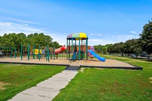 402 Clifton St - Photo 49