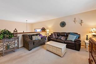 653 99th Ln NE - Photo 3