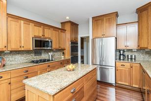 1604 Redwood Ln SW - Photo 5